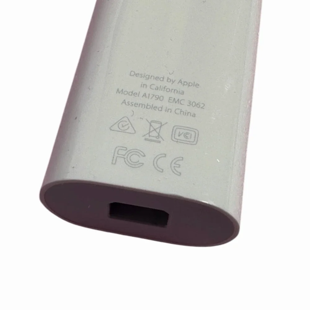 Apple a1790 thunderbolt